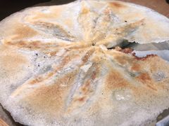 -宽鲜锅贴家常菜(永旺东部购物中心香港中路店)