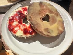 -Catch Bagel(芳草地店)