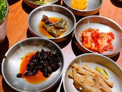 开胃小菜-春熙台韩国料理·章鱼肥牛(西丽店)