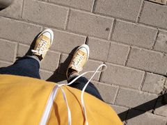 -京伟修鞋洗鞋奢侈品皮具护理店