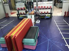 -开阳里游泳健身