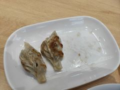 -李与白包子铺(桐梓林店)