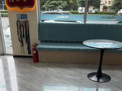 -德元·美联众合24小时动物医院(总院)