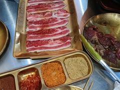 -胡悦里韩式烤肉(芝罘万达广场店)