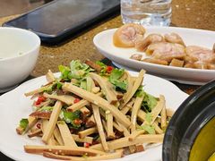 -蜀中吴养生板栗鸡(会展店)
