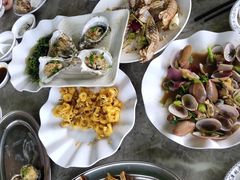 -亚龙湾8号(丁村万人海鲜广场店)