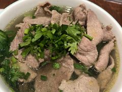 -犇逸·乐山跷脚牛肉·四川现炒(览海店)