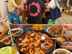 -鸿顺老铁锅美蛙鱼府(解放碑店)