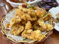-胡子饮食店