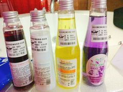 -天鹅恋主题酒店(光谷广场步行街店)