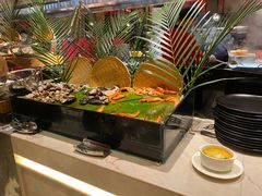 自助取餐区-南京长江之舟华邑酒店·鲜艳自助餐厅