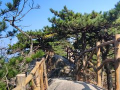 -罗田薄刀峰风景区