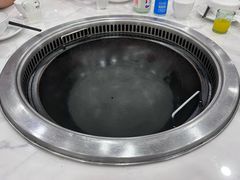-九妹农家大铁锅东北菜(江湾店)