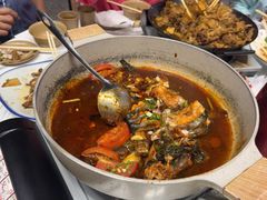 -刘姐啤酒鱼民族演艺餐厅(西街总店)