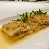 门口泊车车钥匙给他们就行了
