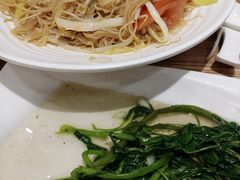 -裕记烧腊连锁餐饮(国商分店)