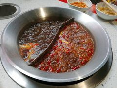 鸳鸯锅-牛華八婆火锅串串(南中环店)