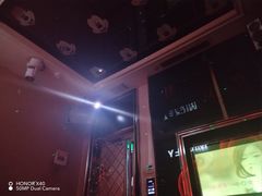 -GAGA主题量贩式KTV平价店(工大店)