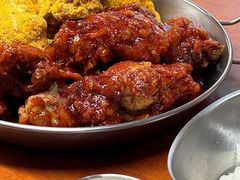 -BHC炸鸡(明洞总店)