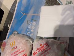 -麦当劳(鄂尔多斯机场店)