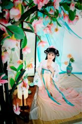 -九月鹰飞汉服摄影工作室
