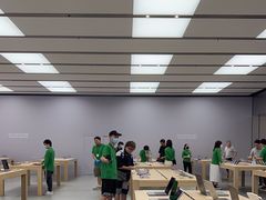 -Apple零售店(深圳益田假日广场店)