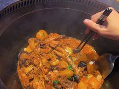 -山河屯铁锅炖·非遗东北菜(南山店)