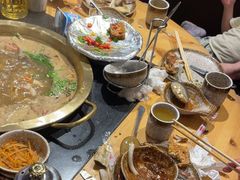 -顶顶汤火牛排火锅·经典铜锅涮肉