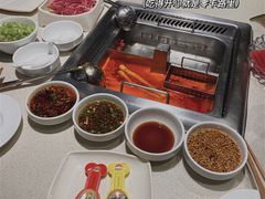 -海底捞火锅鲜切牛肉主题店(长寿路店)