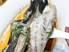 -鑫悦楼煎蟹·16年海鲜大排档