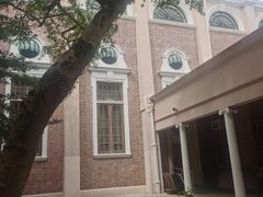 -香港大学
