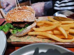 黑椒牛排汉堡-魏斯理汉堡(西安沣东吾悦店)