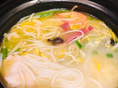 -云海肴·汽锅鸡·云南菜(天山百盛优客店)