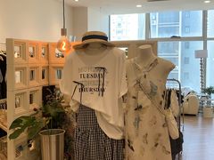 -眷顾自助服装工作室(中南金石国际广场A座店)