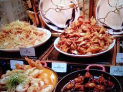 -雍容荟帝王蟹活龙虾展台自助(IFS黑金店)