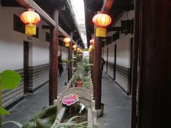 -唔呶喔哩酒家(生产街店)