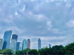 -万绿园
