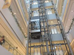 -LuOne凯德晶萃广场(徐家汇路店)