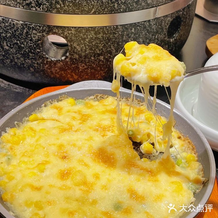 这个烤肉双人餐量好大我们仨人都没吃完……