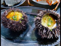 -三亚火车头万人海鲜广场