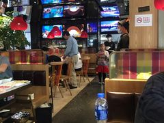 大堂-小骨煲金华砂锅(转塘金街美地店)