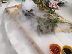 紫气东来耕耘牛-明仕田园酒店