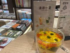 -钟书阁(群光广场店)