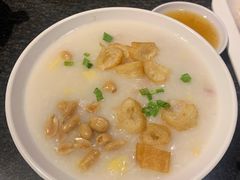 荔湾艇仔粥-老广酒楼(樱花店)