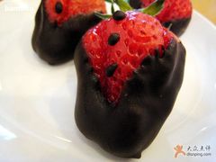 Brian送的草莓巧克力-榖屋house of flour(张江首店)