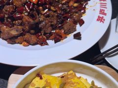 -茅庐川菜(威高广场店)