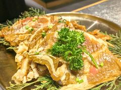 -草家酱蟹炭火烤肉店(珲春南路一店)