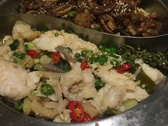 -小鱼小牛·鱼牛干锅·脆鱼火锅(世欧广场店)