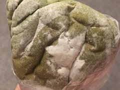 抹茶三角包-Juicy Bakery(大学路店)