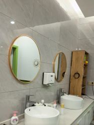 -苗医生专业祛痘·皮肤管理